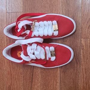 Puma Size 7 Sneakers